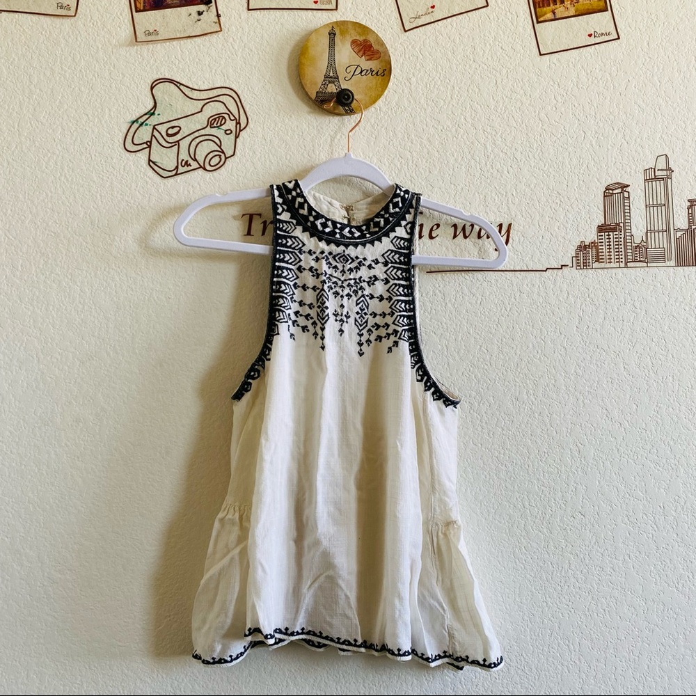 Ecoté Balck White Tribal Print Detail Halter Top 100% Rayon Size Medium